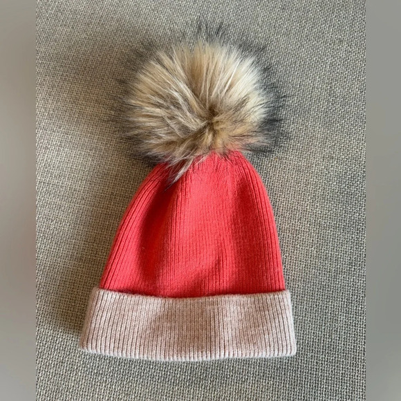 Norla Accessories - Womens Norla Canada Soft Beanie w/ Pom Pom Coral Orange